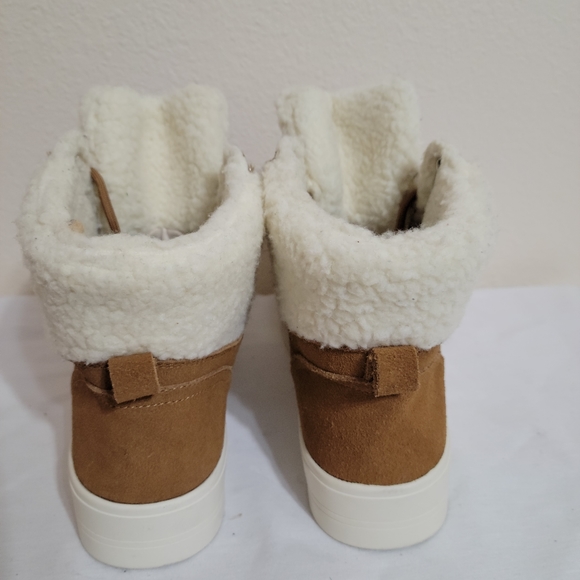 MARC FISHER SUEDE LEATHER SNEAKERS BOOTIES. - Picture 3 of 9